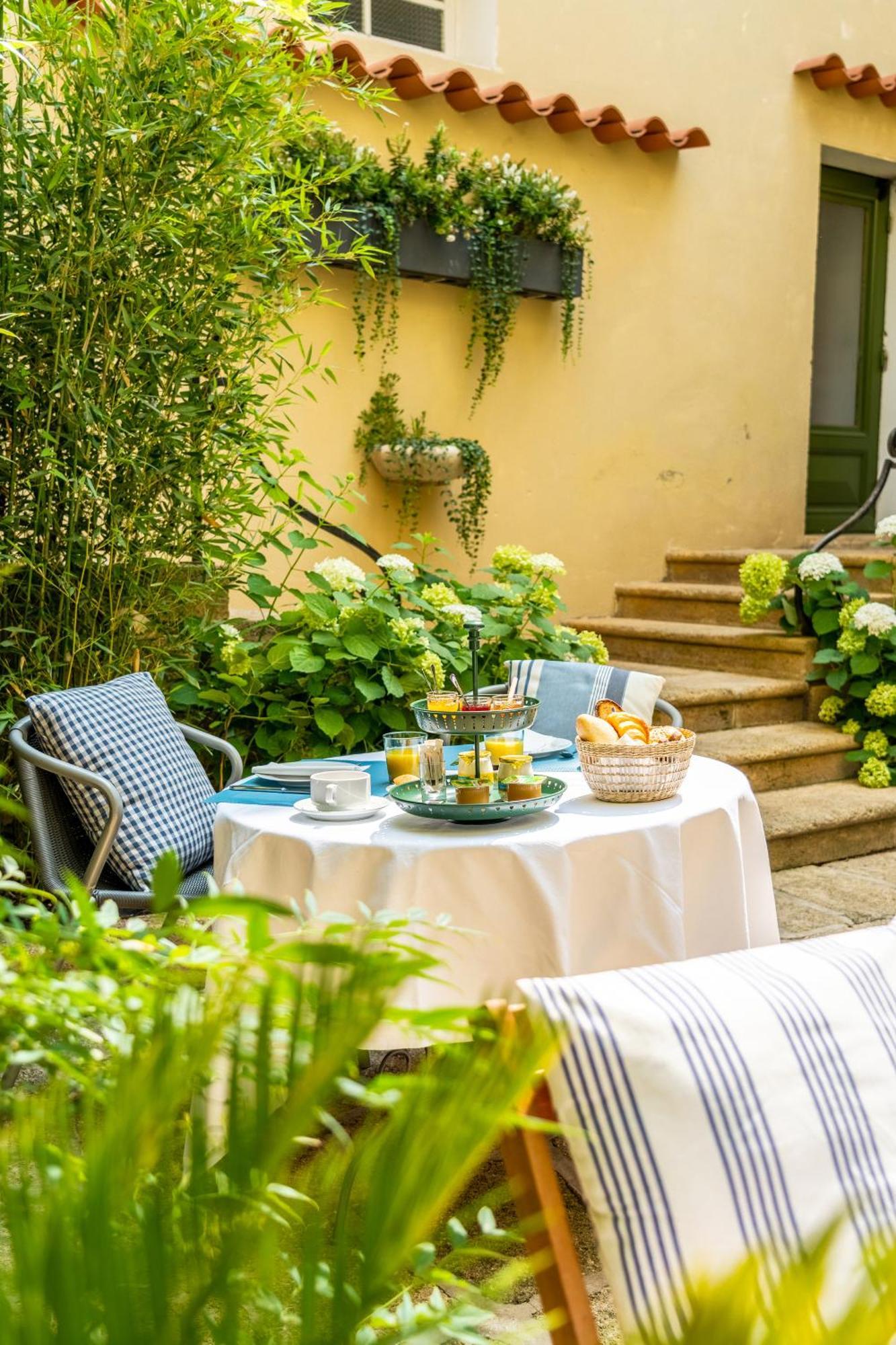 Hotel La Maison D'ete 3*